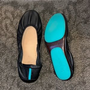 Black Tieks